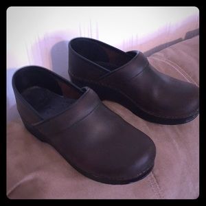 Brown leather Danskos